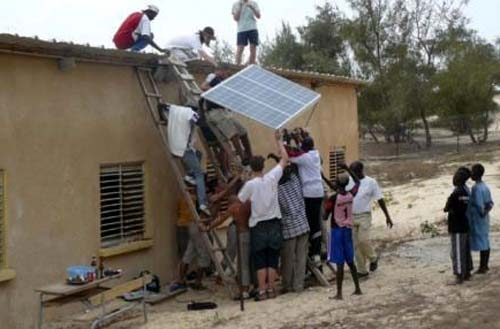 Vente et installation de panneaux solaires en Afrique