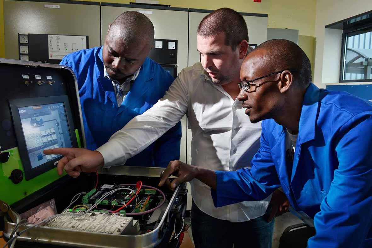 Formateur en prévention des risques professionnels en Afrique Formateur en prévention des risques professionnels en Afrique